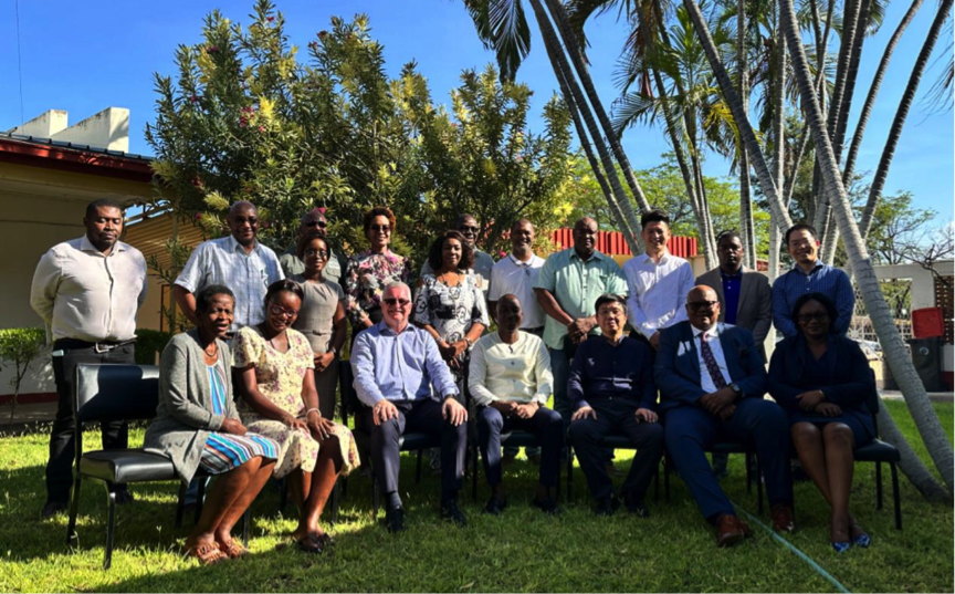 永乐高ylg资源拜会纳米比亚政府四部门及楚梅布市领导