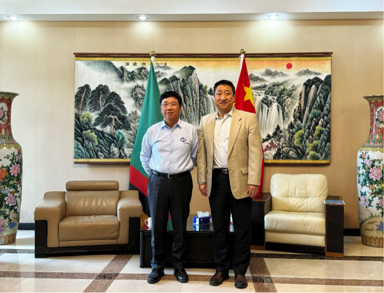 永乐高ylg资源董事长王平卫拜会中国驻赞比亚大使韩镜