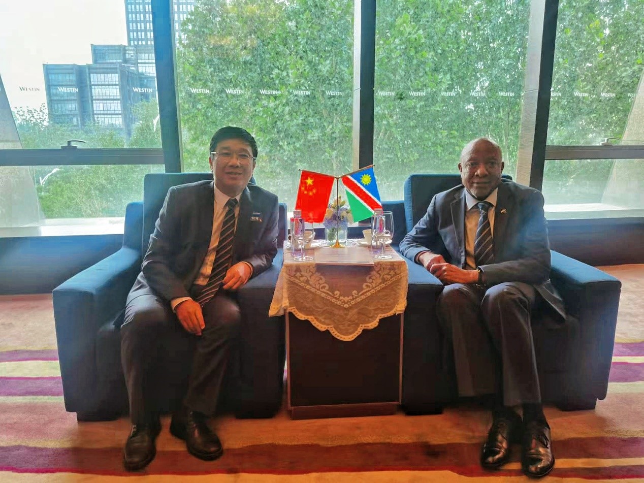 中非合作论坛期间永乐高ylg资源 董事长王平卫拜会三国总统